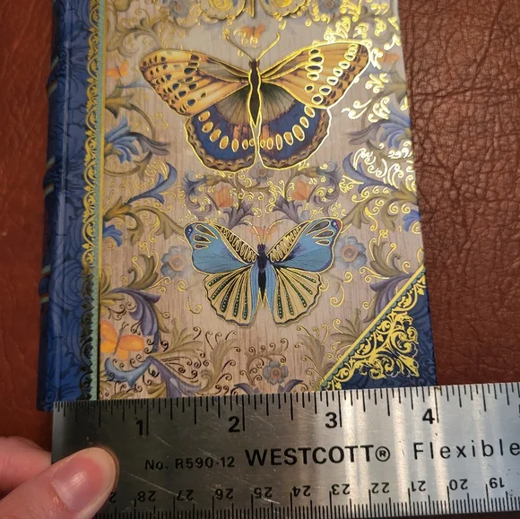 Punch Studio Butterfly Decorative Storage Book, New With Tags - Picture 4 of 9